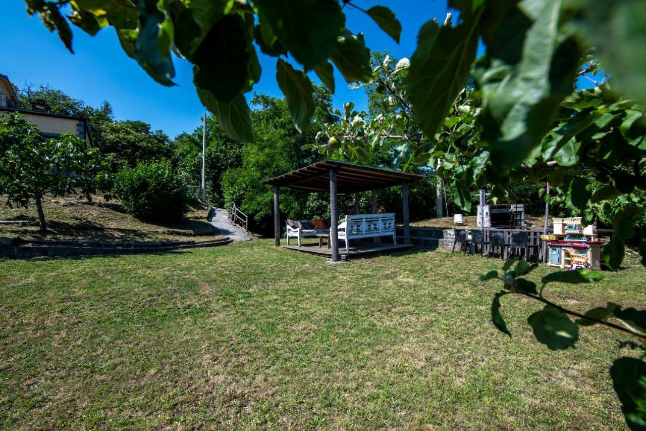 211 - Appartamento Acacia, Terrazza Giardino E Piscina Carro Esterno foto